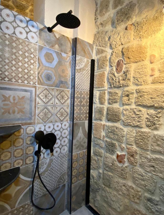 Stone Cave Suite Rhodes City Zewnętrze zdjęcie